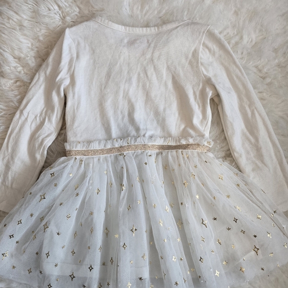 White dress - Picture 5 of 5